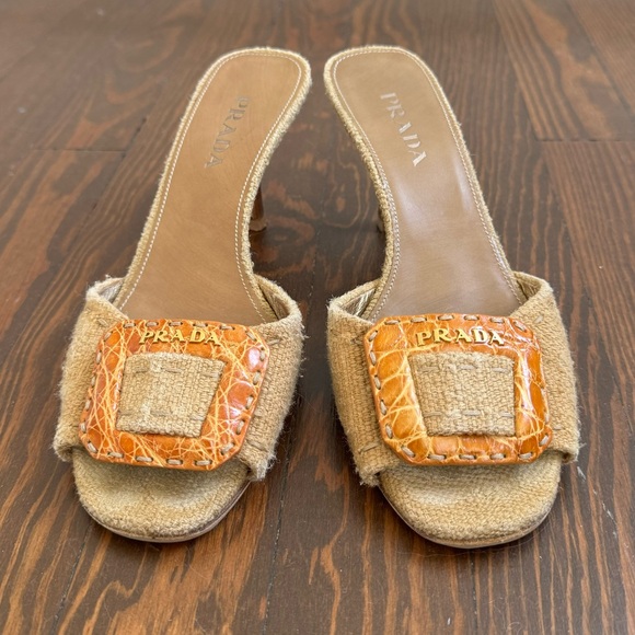 Vintage tweed Prada buckle heels sz 36 - Picture 9 of 10